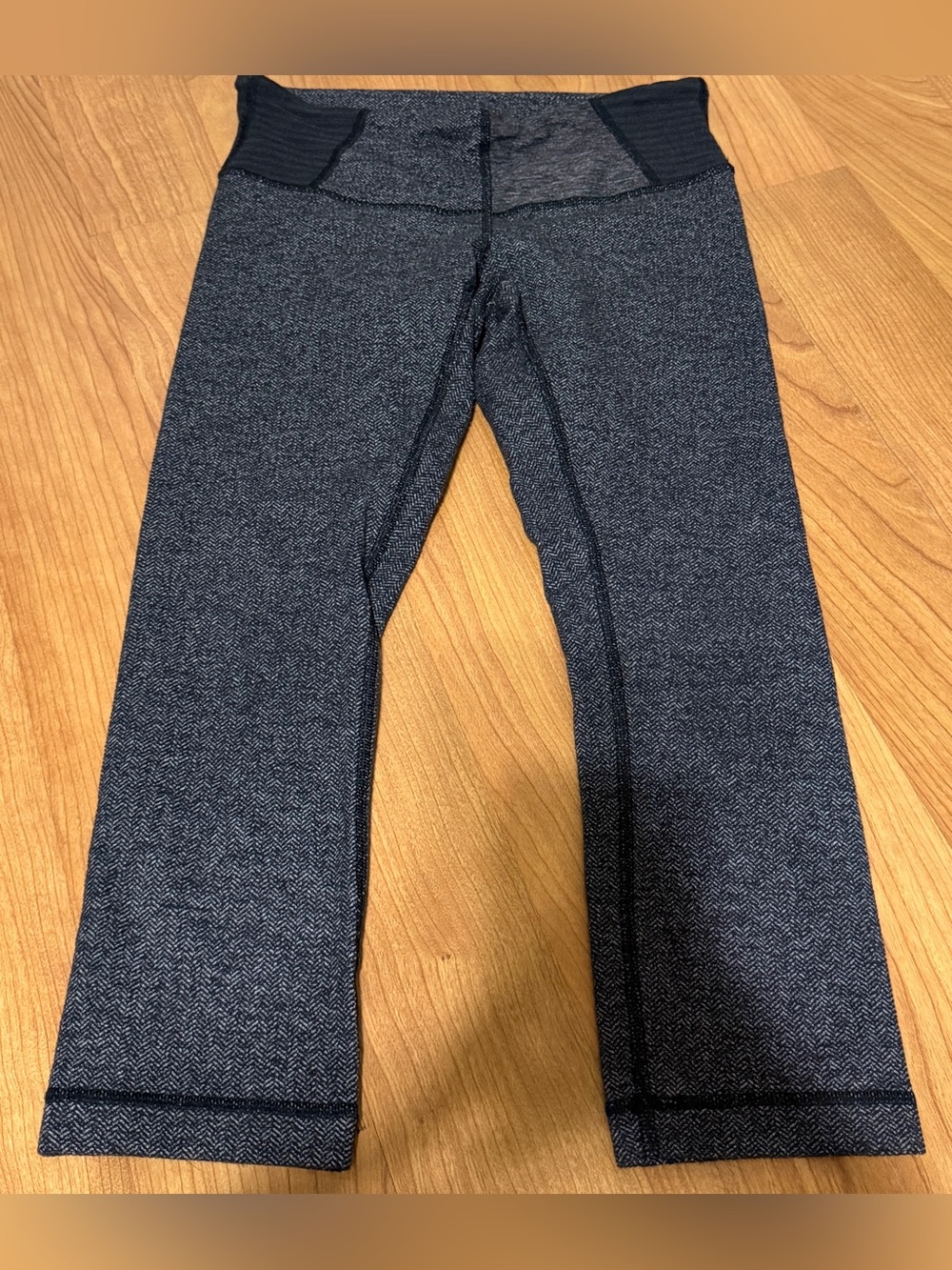 lululemon athletica Herringbone Cropped Leggings Gray/Black Size 4